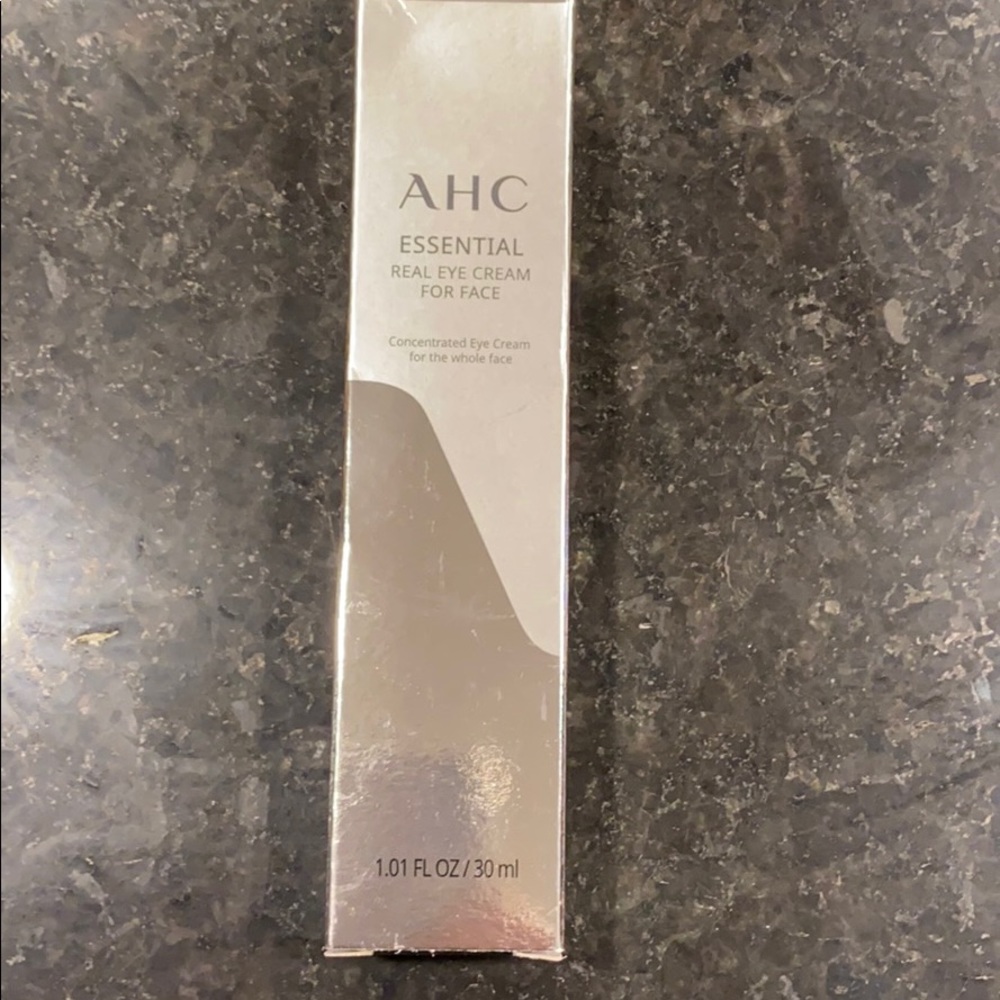 AHC essential eye cream for face